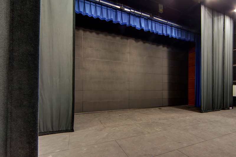 (4) Midlothian High School