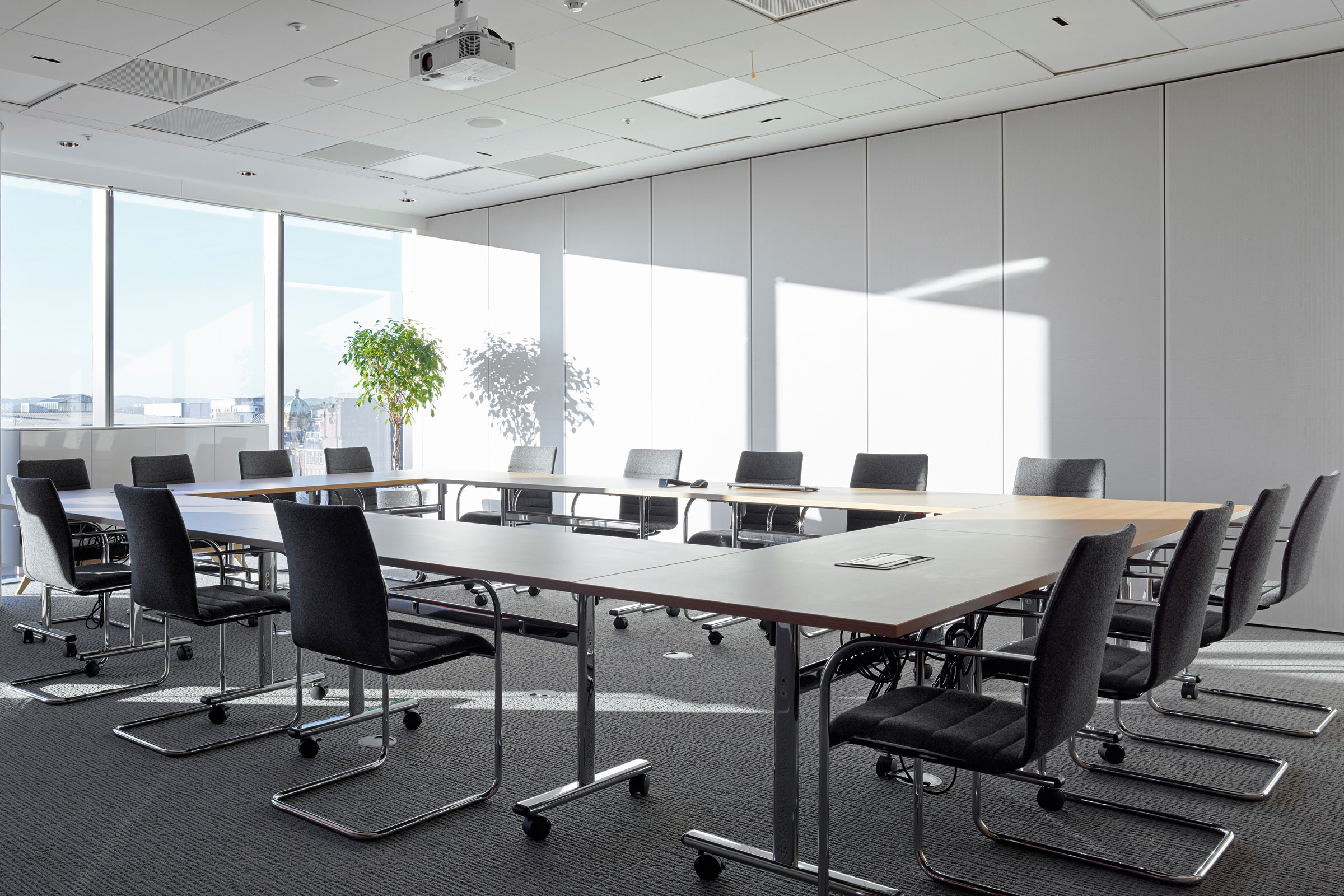 World_Conference_Center_Bonn_2